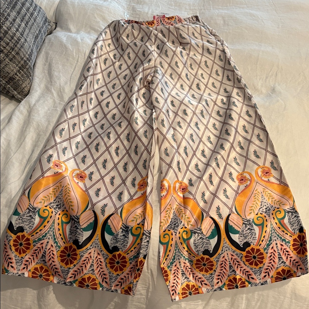 NWT Baby Pink Bohemian Wide-Leg Pants | Vibrant Print | Small